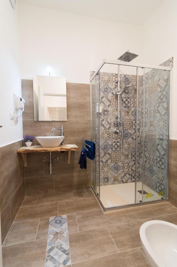 Raudino Rooms Syracuse ภายนอก รูปภาพ