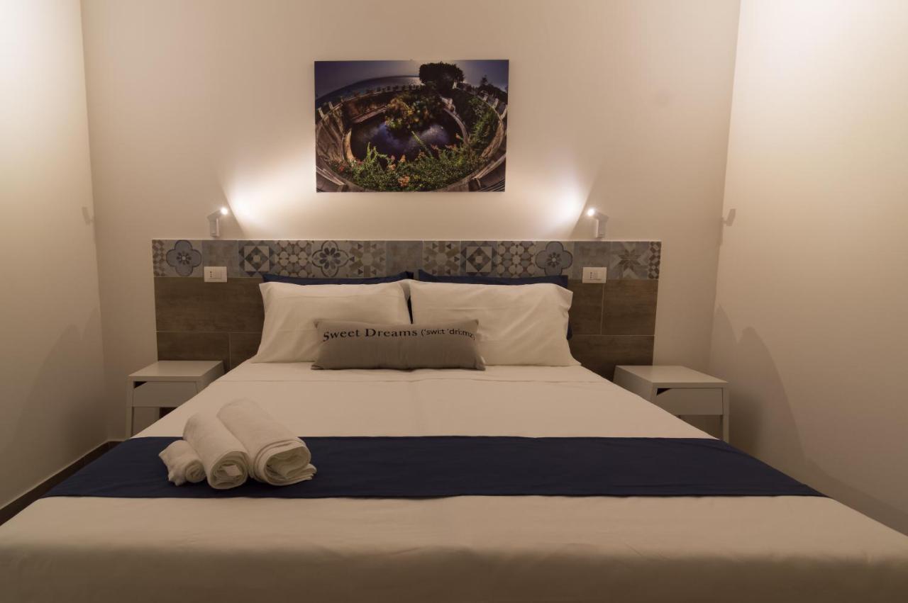 Raudino Rooms Syracuse ภายนอก รูปภาพ