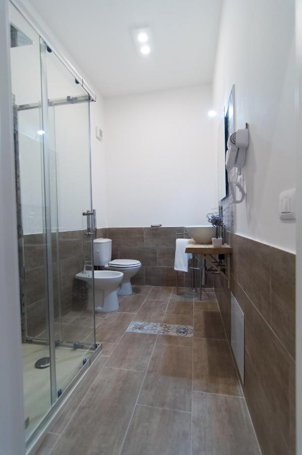 Raudino Rooms Syracuse ภายนอก รูปภาพ